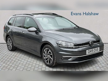Used Volkswagen Golf 2019 for sale - 78937486: Photo