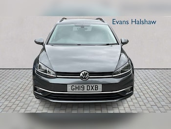 Used Volkswagen Golf 2019 for sale - 78937486: Photo