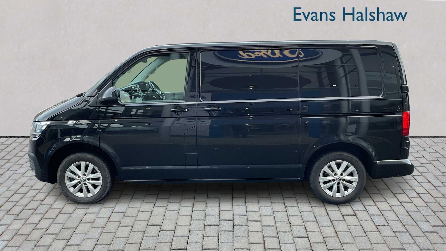 Used Volkswagen Transporter 2022 for sale - 76842882: Photo 4