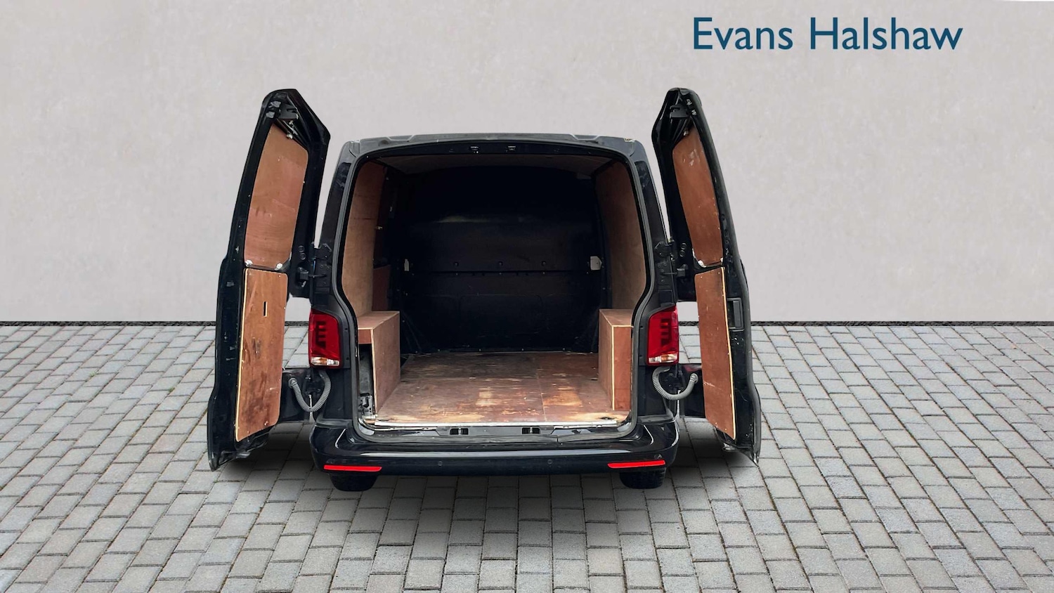 Used Volkswagen Transporter 2022 for sale - 76842882: Photo 7