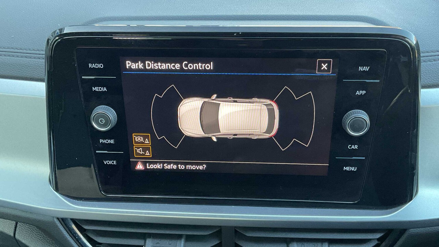 Used Volkswagen T-Roc 2024 for sale - 77615590: Photo 19