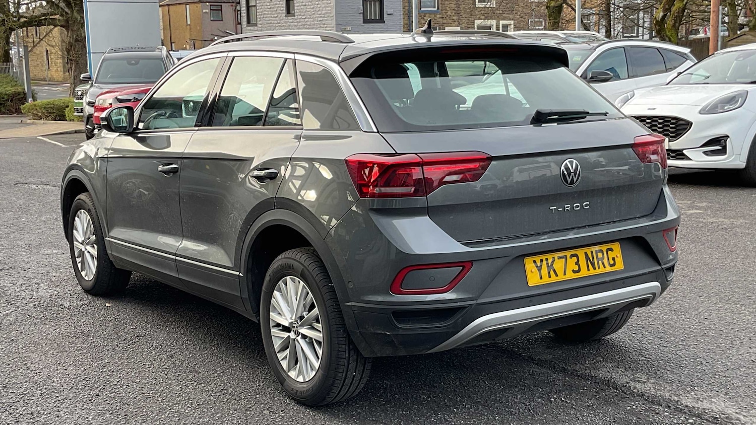 Used Volkswagen T-Roc 2024 for sale - 77615590: Photo 2