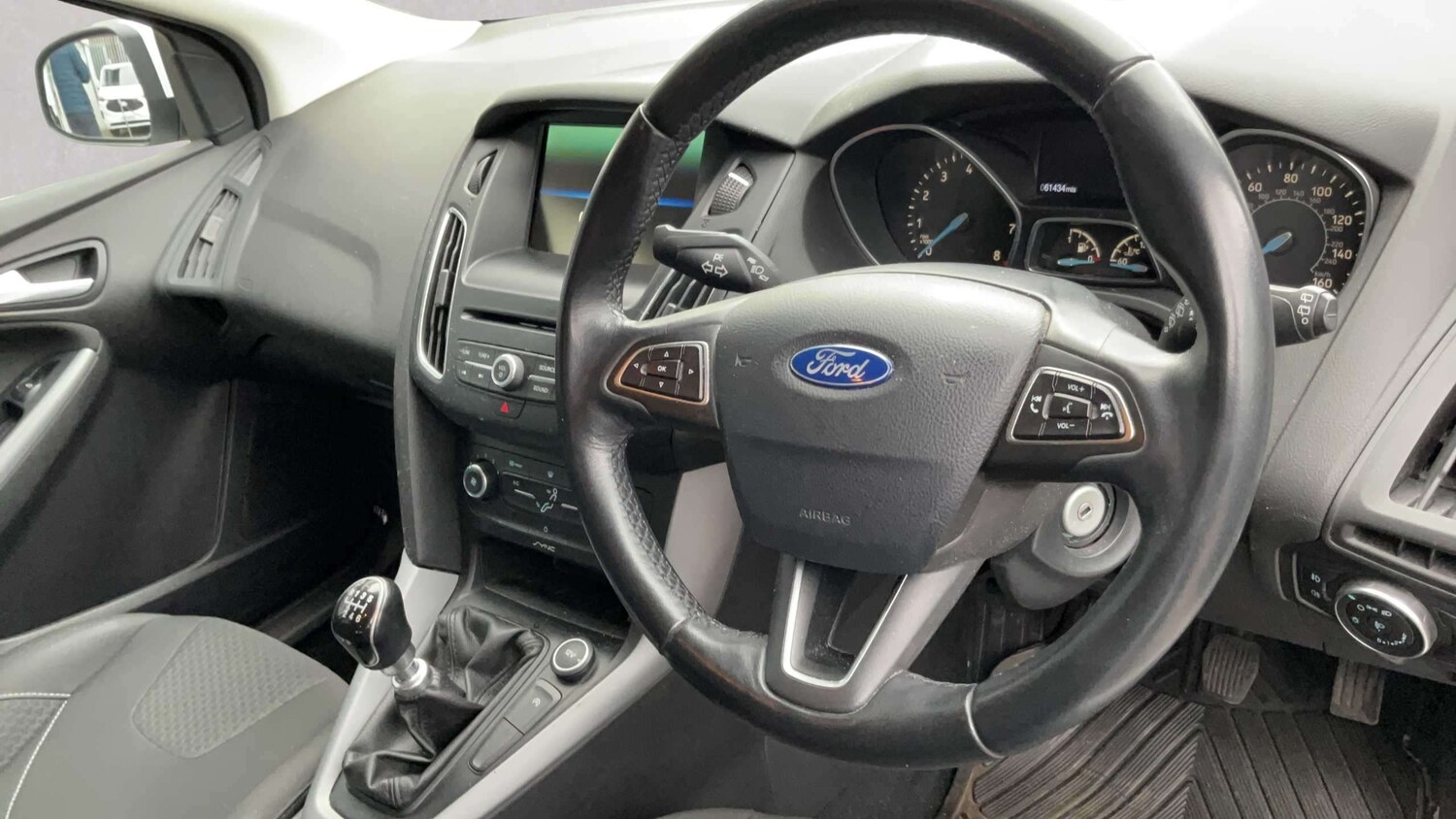 Used Ford Focus 2015 for sale - 77741004: Photo 6