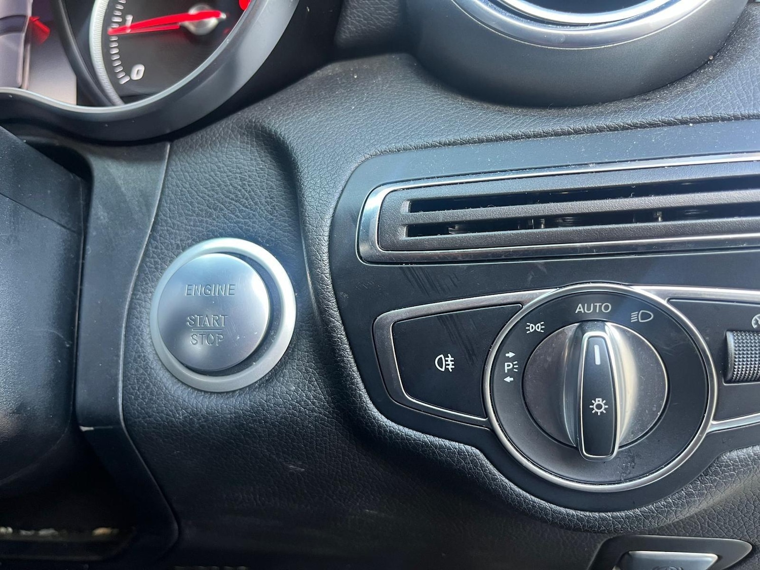 Used Mercedes-Benz C Class 2018 for sale - 76849840: Photo 20