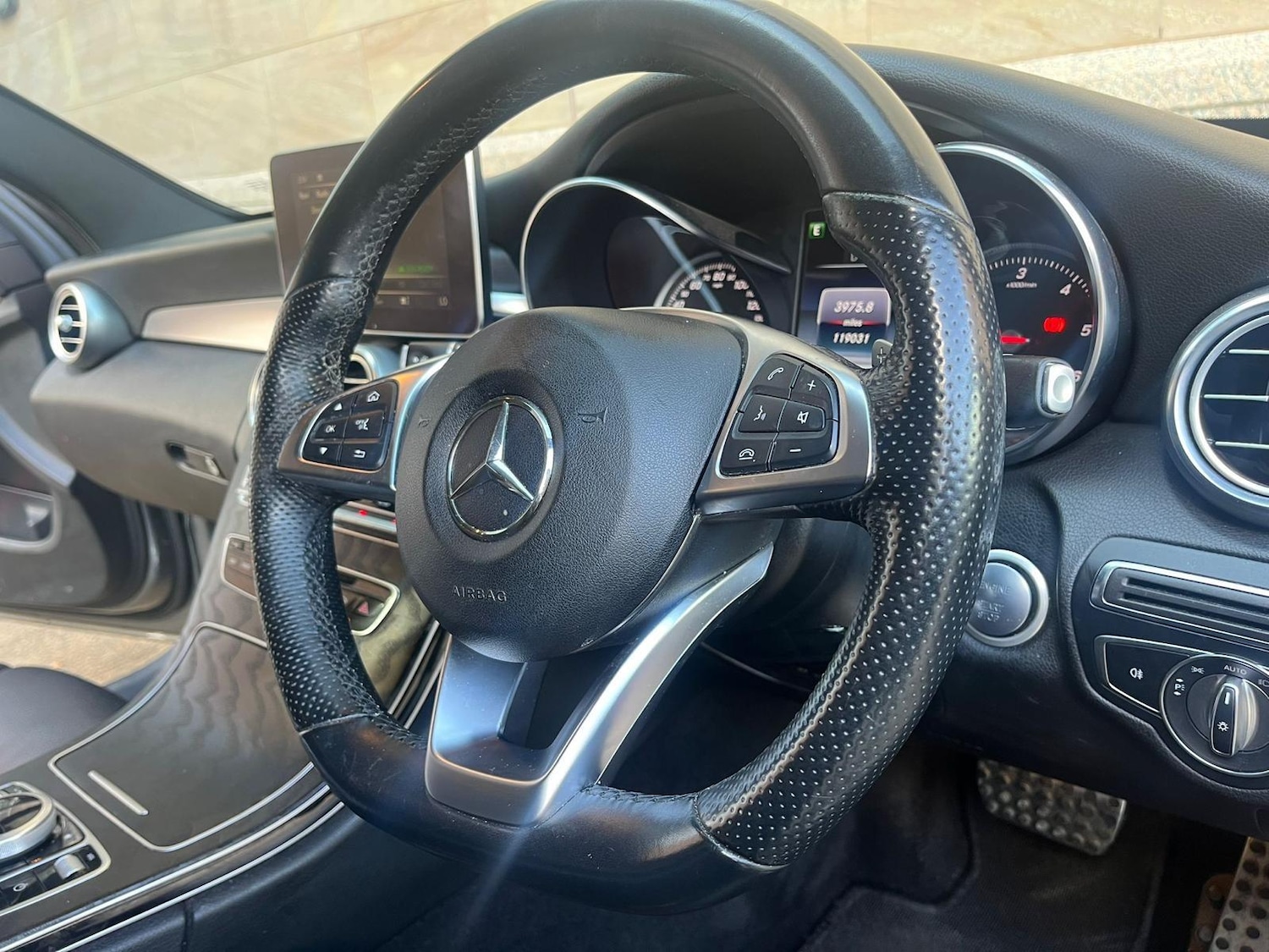 Used Mercedes-Benz C Class 2018 for sale - 76849840: Photo 26