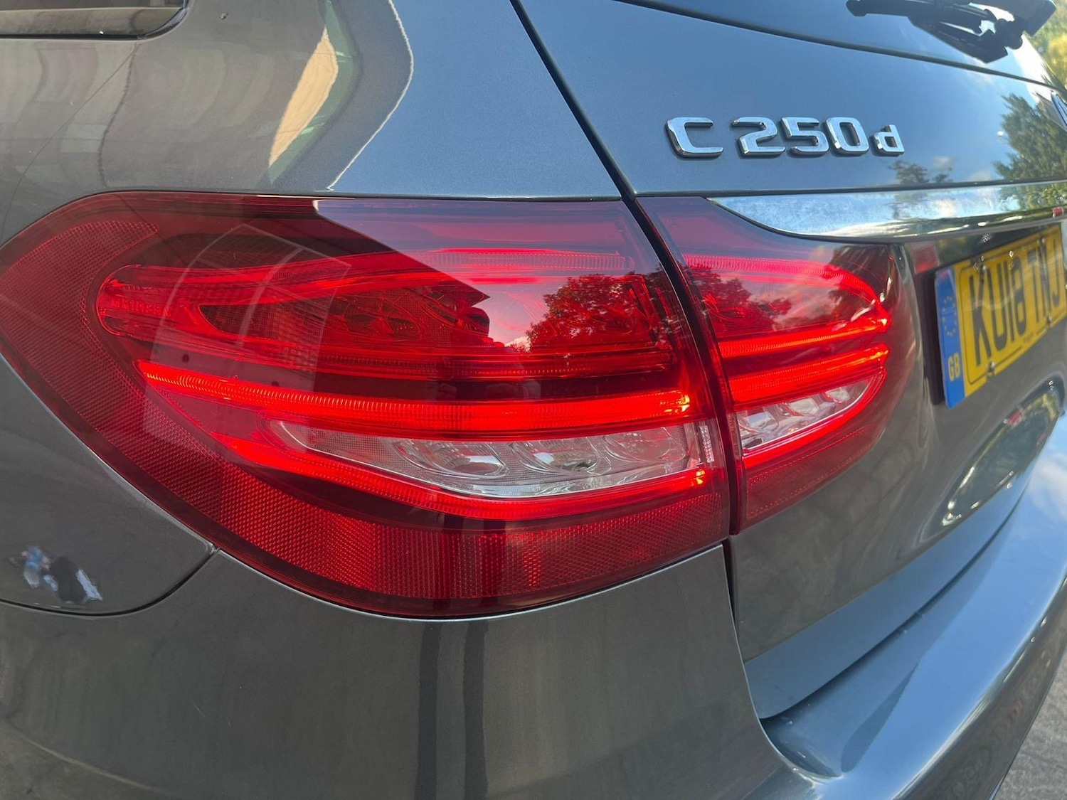 Used Mercedes-Benz C Class 2018 for sale - 76849840: Photo 29