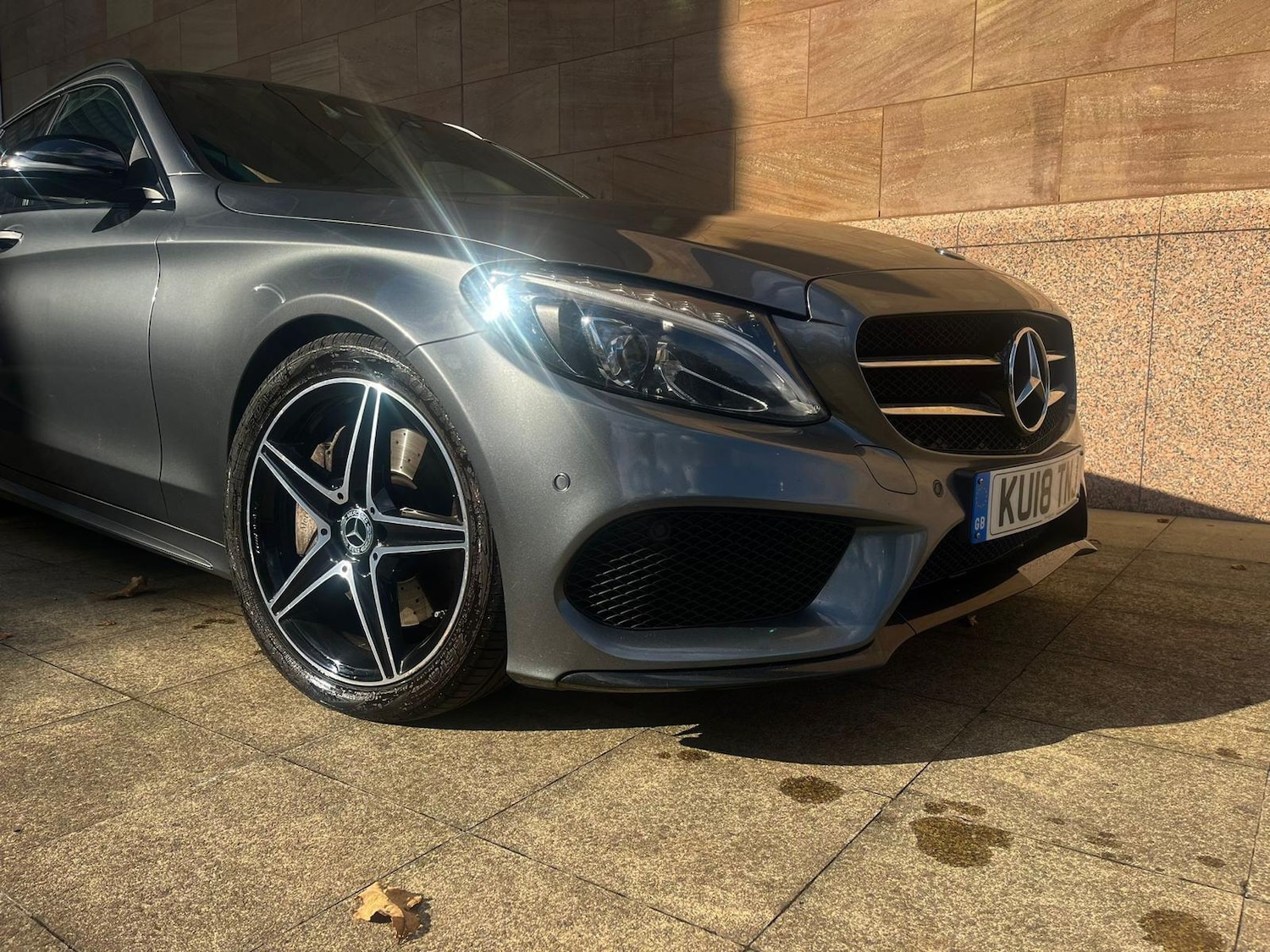 Used Mercedes-Benz C Class 2018 for sale - 76849840: Photo 3