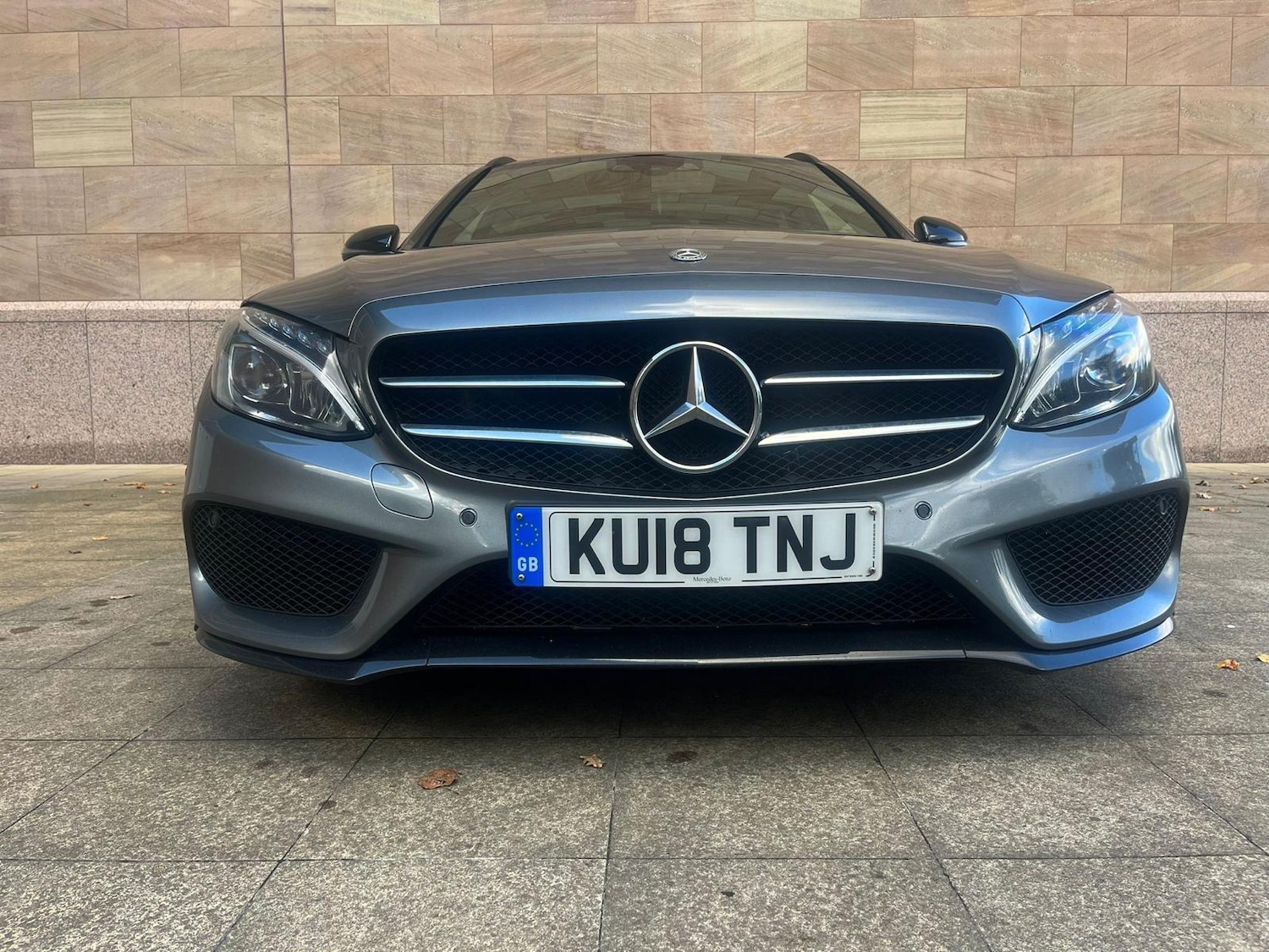 Used Mercedes-Benz C Class 2018 for sale - 76849840: Photo 5