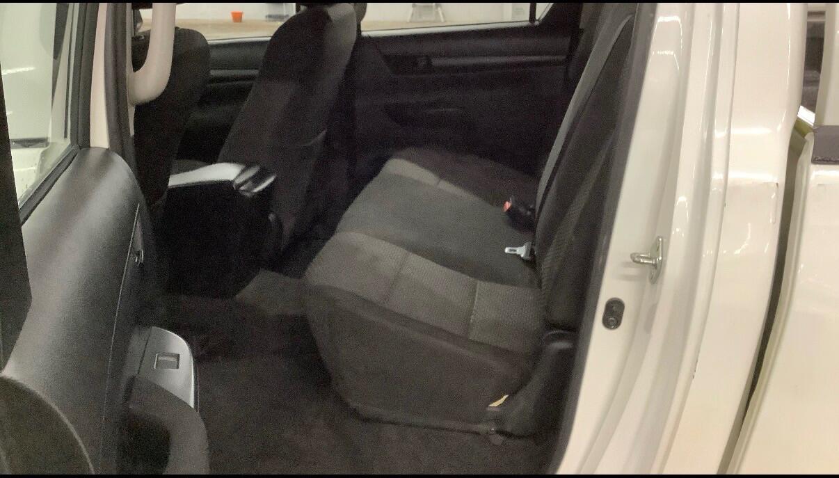 Used Toyota Hilux for sale - 77925968: Photo 6