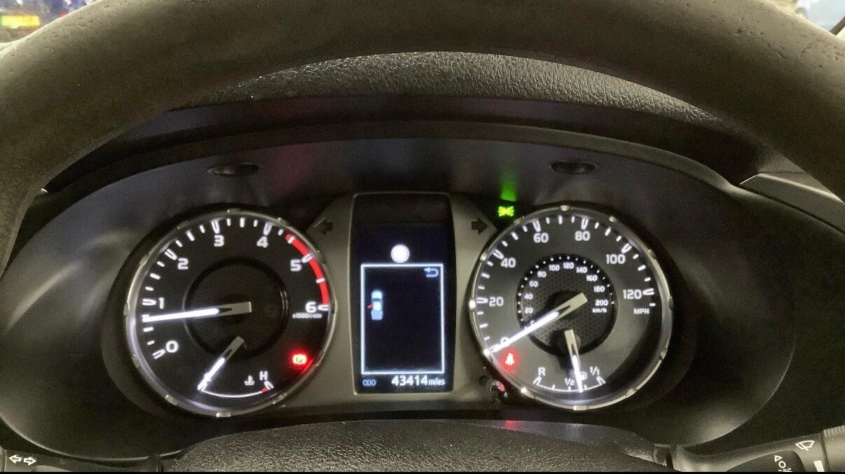 Used Toyota Hilux for sale - 77925968: Photo 7