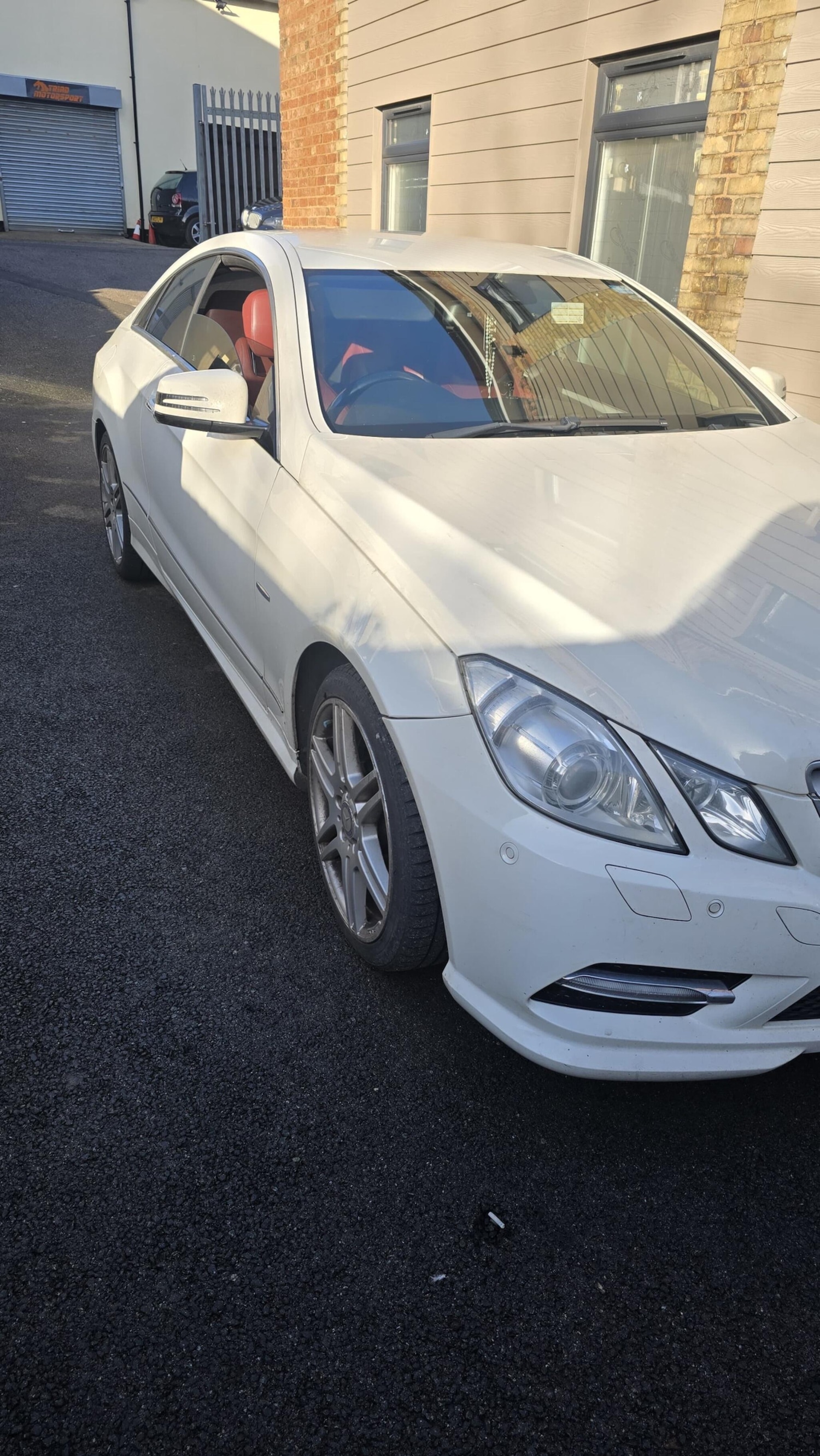 Used Mercedes-Benz E Class for sale - 77670972: Photo 2