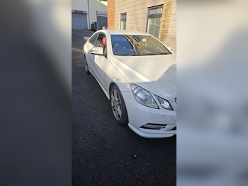 Used Mercedes-Benz E Class 2012 for sale - 77670972: Photo