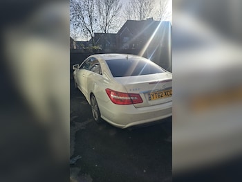 Used Mercedes-Benz E Class 2012 for sale - 77670972: Photo