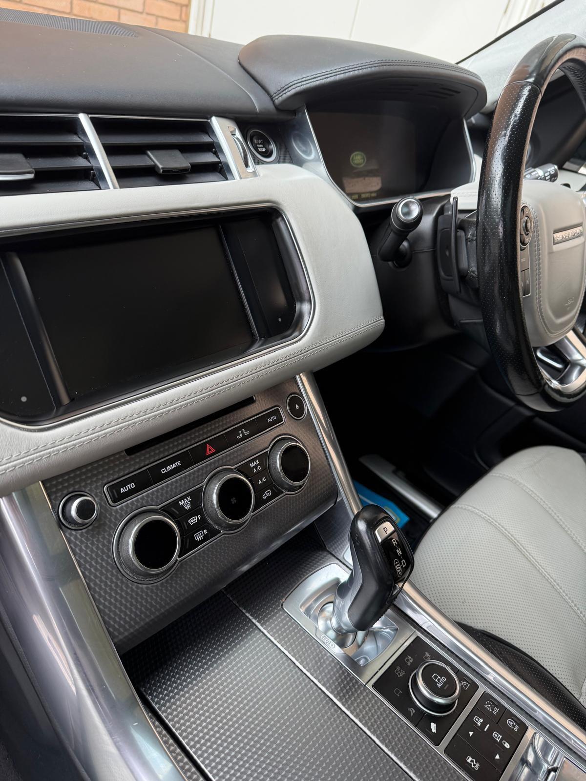 Used Land Rover Range Rover Sport 2014 for sale - 78072534: Photo 12