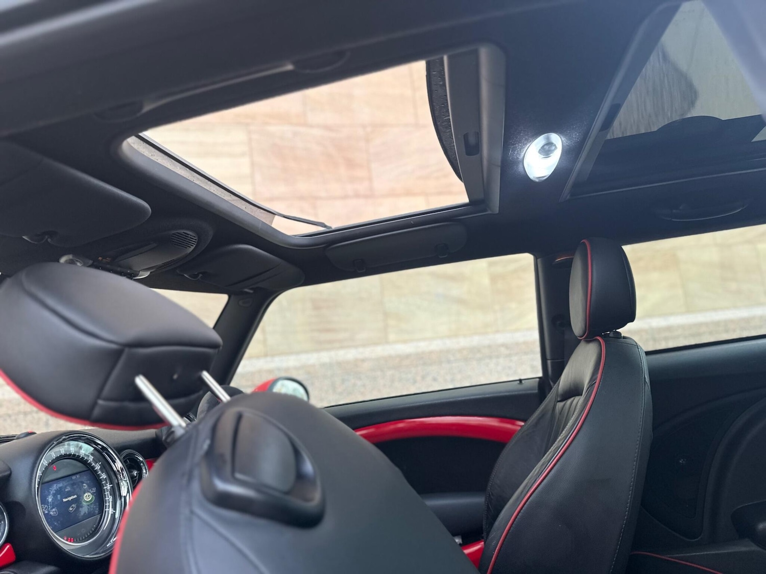 Used MINI Hatch 2011 for sale - 76976886: Photo 26