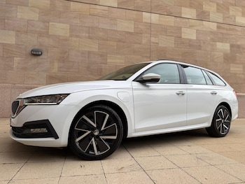 Used Skoda Octavia 2021 for sale - 76002458: Photo