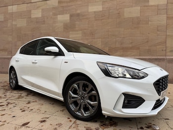 2022 (72) - 1.0 EcoBoost Hybrid mHEV 155 ST-Line Style 5dr At