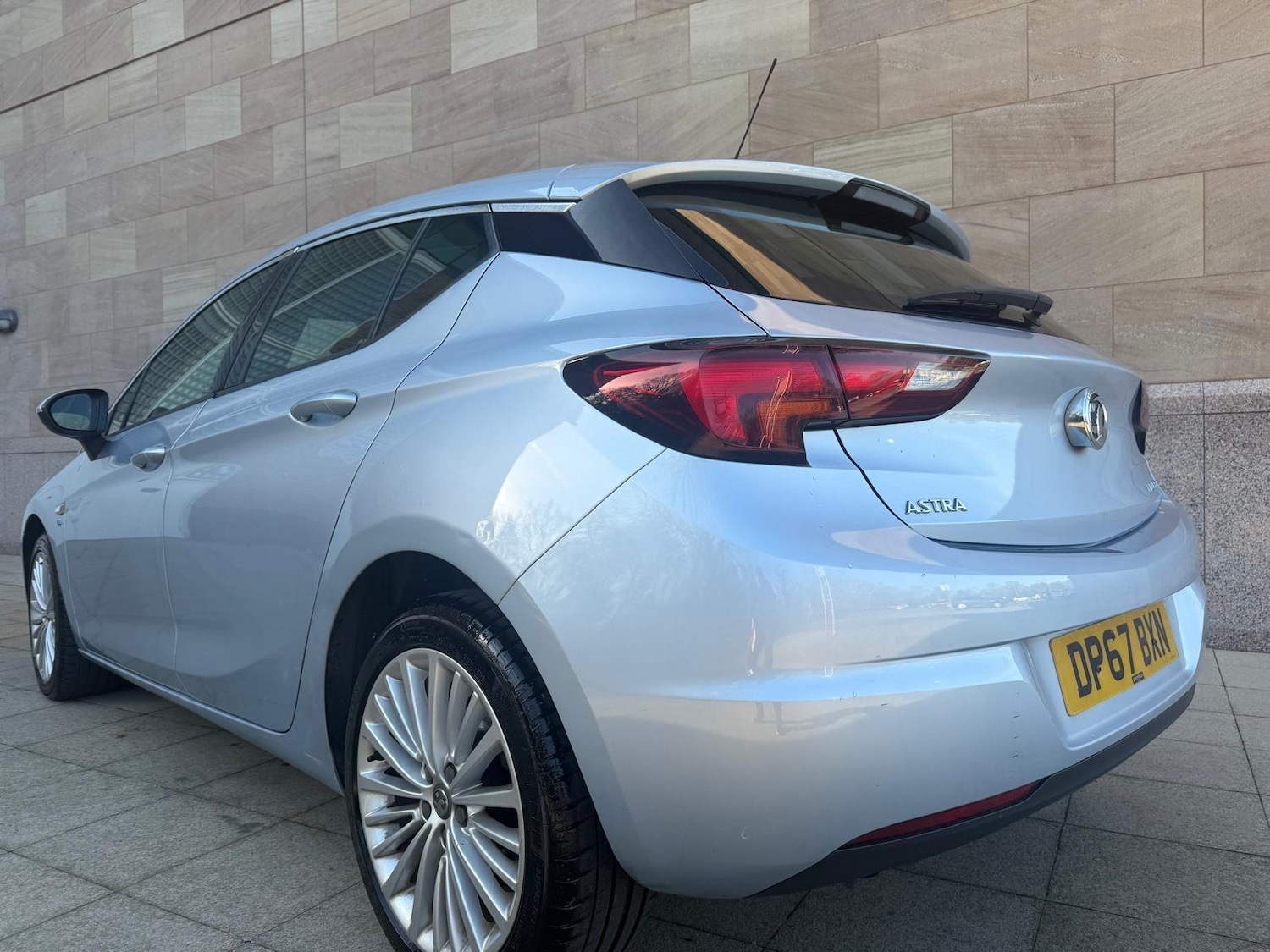 Used Vauxhall Astra 2018 for sale - 77940794: Photo 10