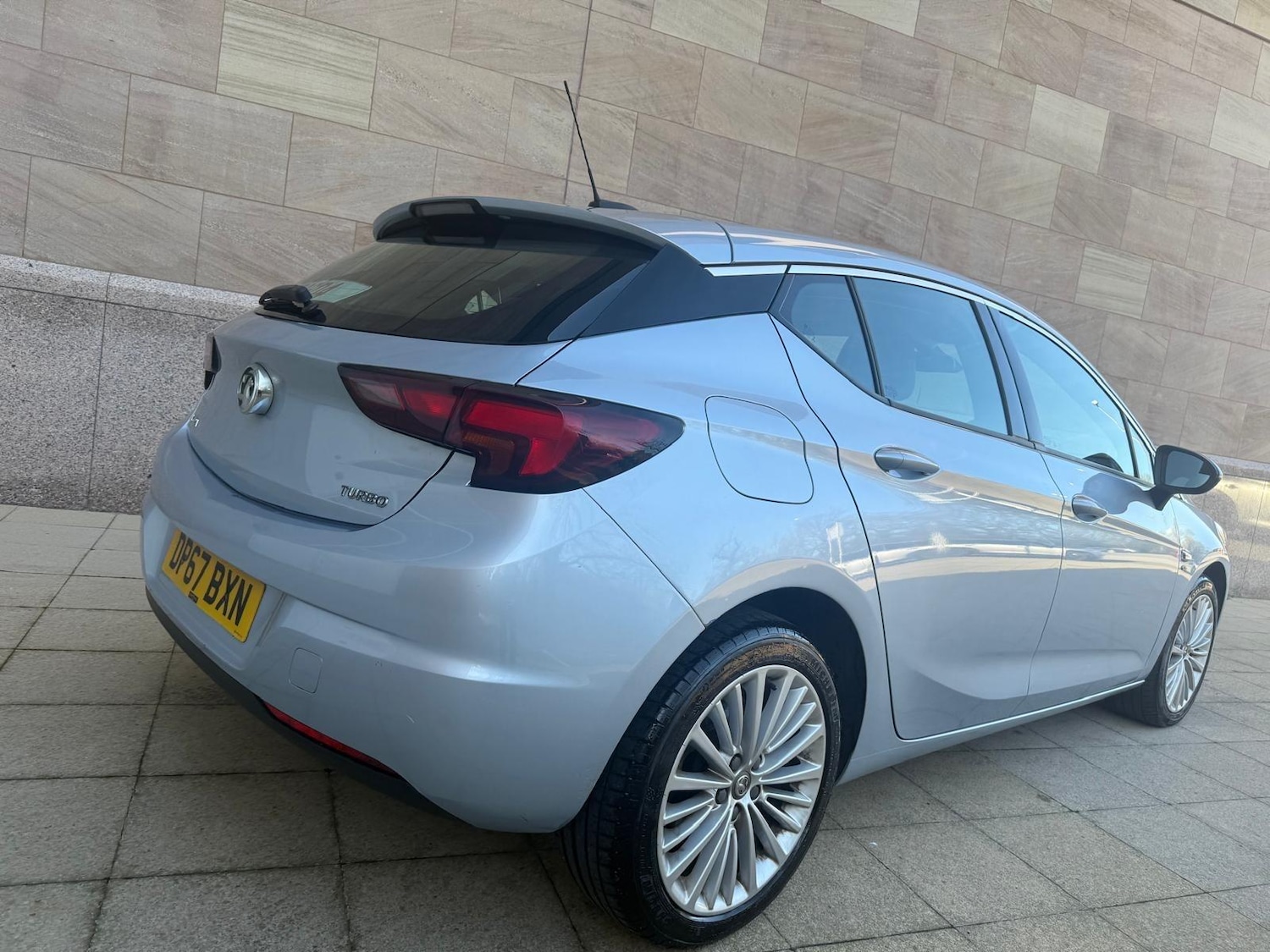Used Vauxhall Astra 2018 for sale - 77940794: Photo 12