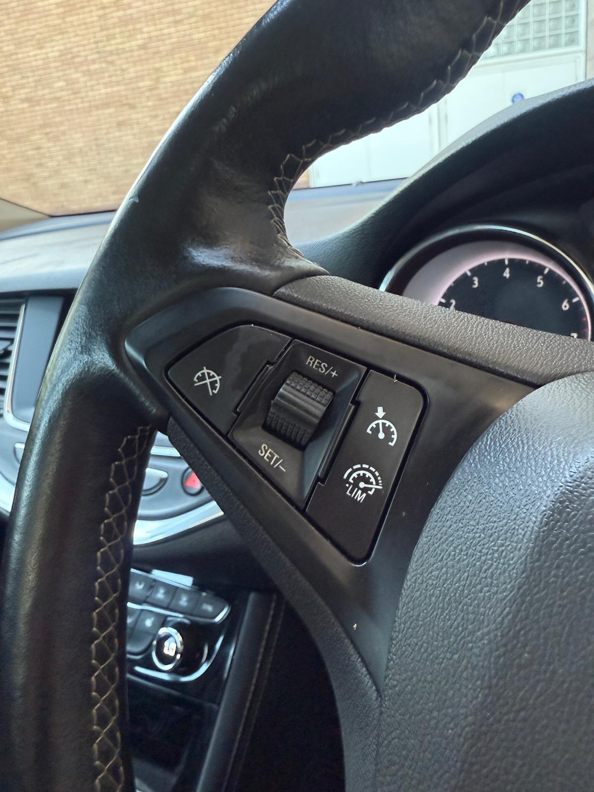 Used Vauxhall Astra 2018 for sale - 77940794: Photo 23