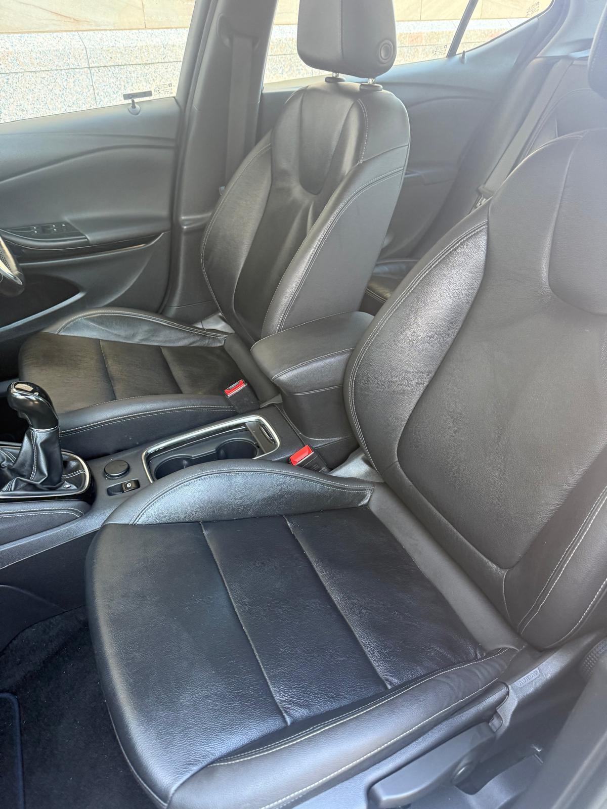 Used Vauxhall Astra 2018 for sale - 77940794: Photo 31