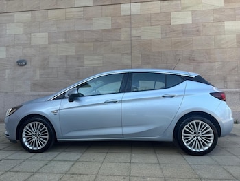 Used Vauxhall Astra 2018 for sale - 77940794: Photo