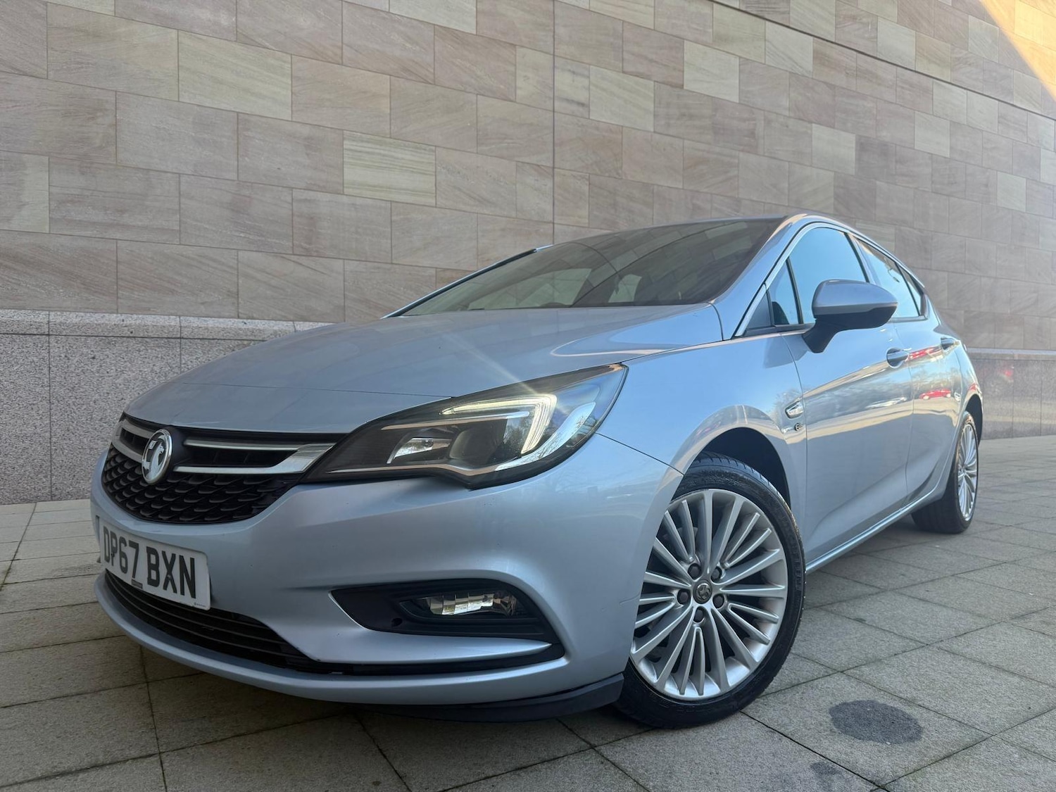Used Vauxhall Astra 2018 for sale - 77940794: Photo 7
