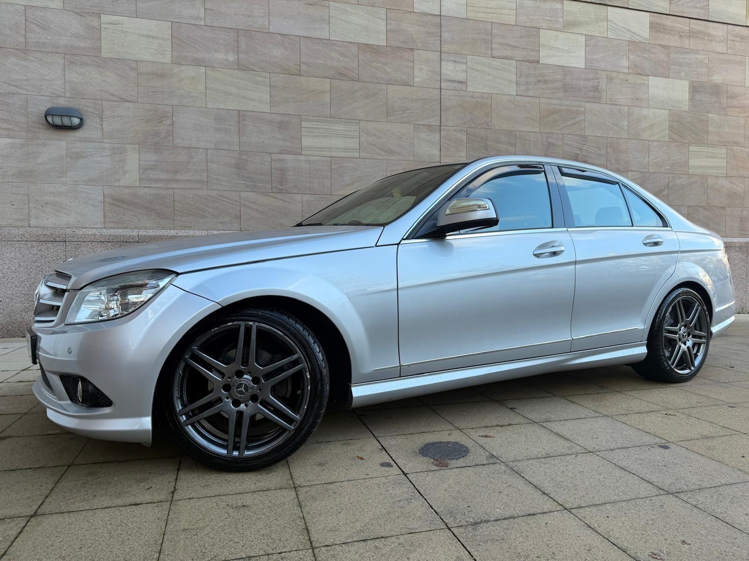 Used Mercedes-Benz C Class 2008 for sale - 76759711: Photo 4