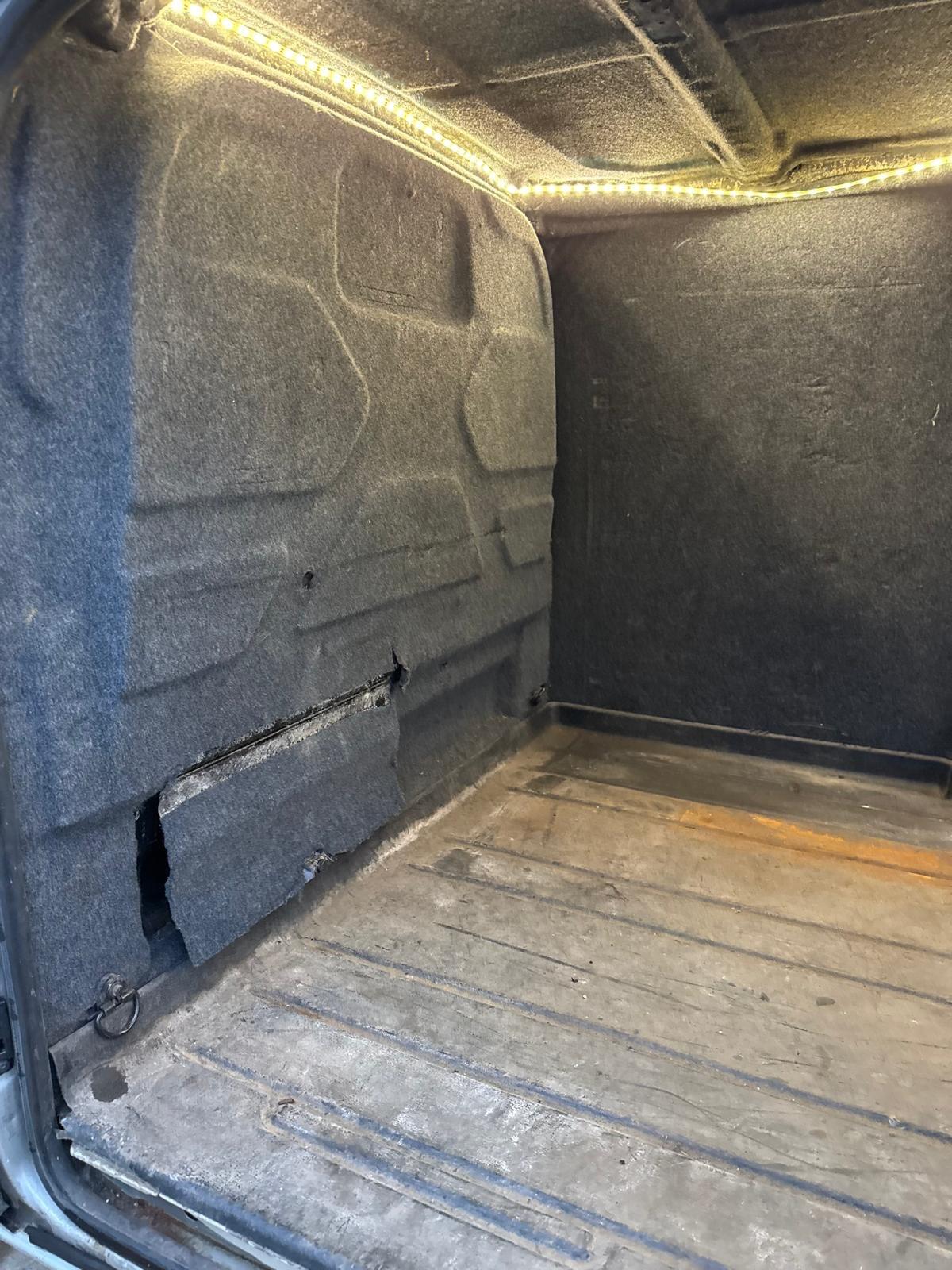 Used Ford Transit Custom 2018 for sale - 77120371: Photo 24