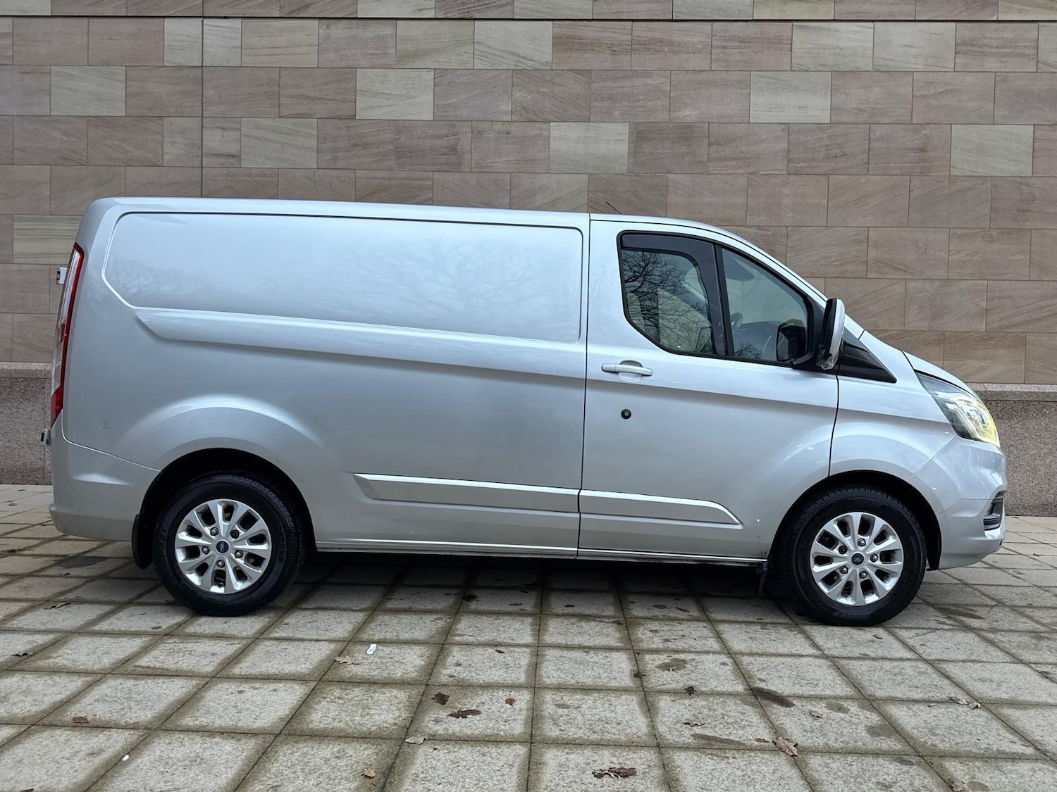 Used Ford Transit Custom 2018 for sale - 77120371: Photo 4
