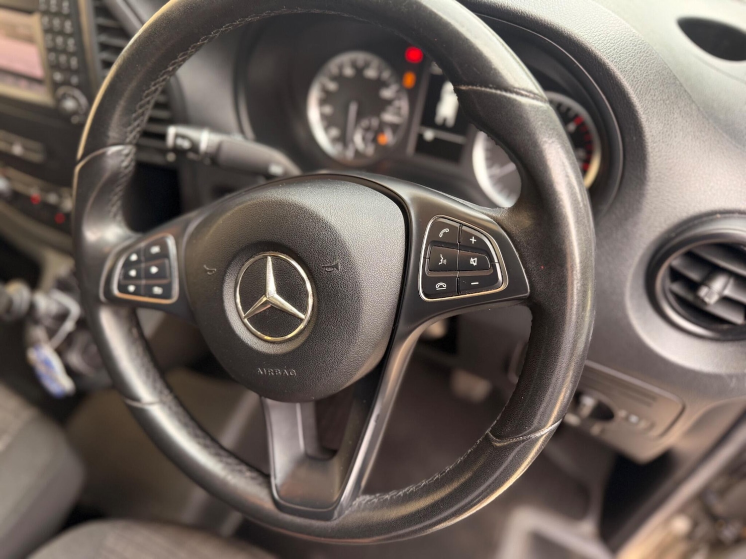 Used Mercedes-Benz Vito 2016 for sale - 76153004: Photo 33