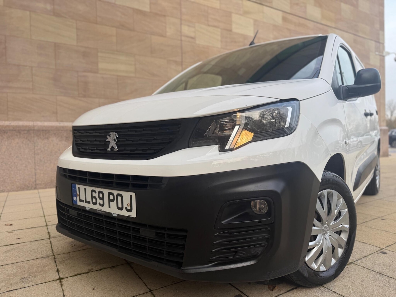 Used Peugeot Partner 2019 for sale - 76657630: Photo 10