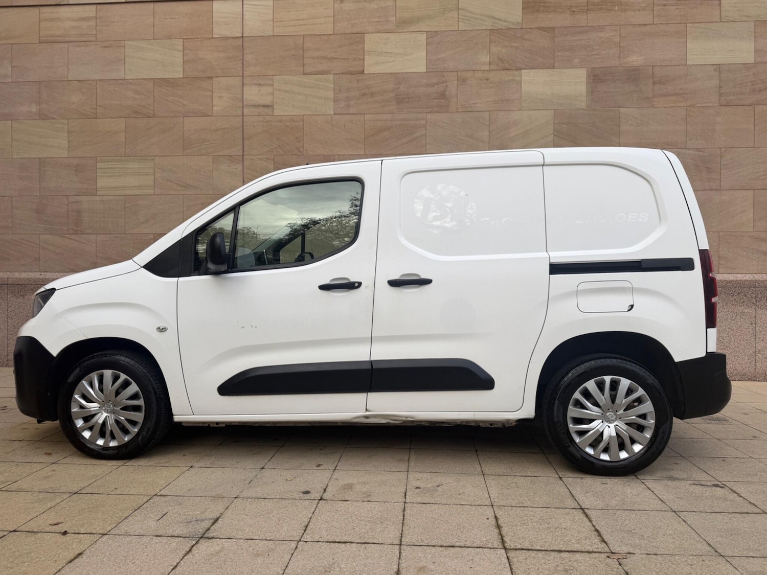Used Peugeot Partner 2019 for sale - 76657630: Photo 11