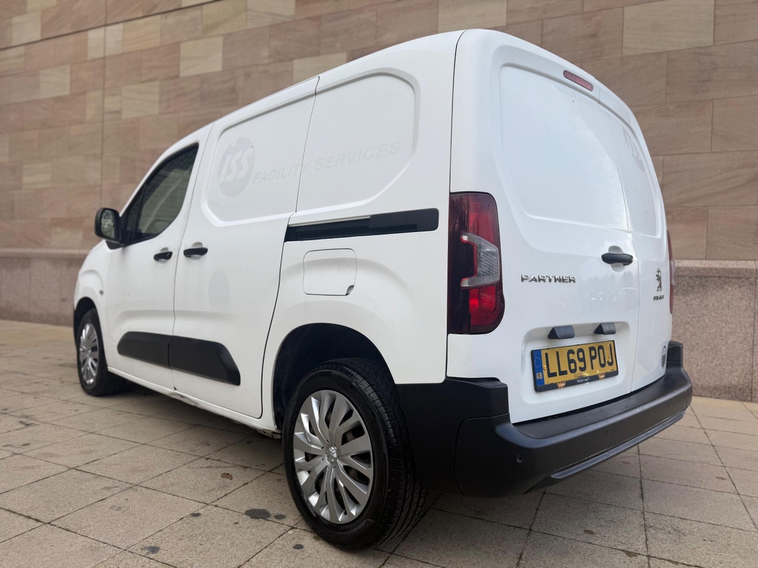 Used Peugeot Partner 2019 for sale - 76657630: Photo 12