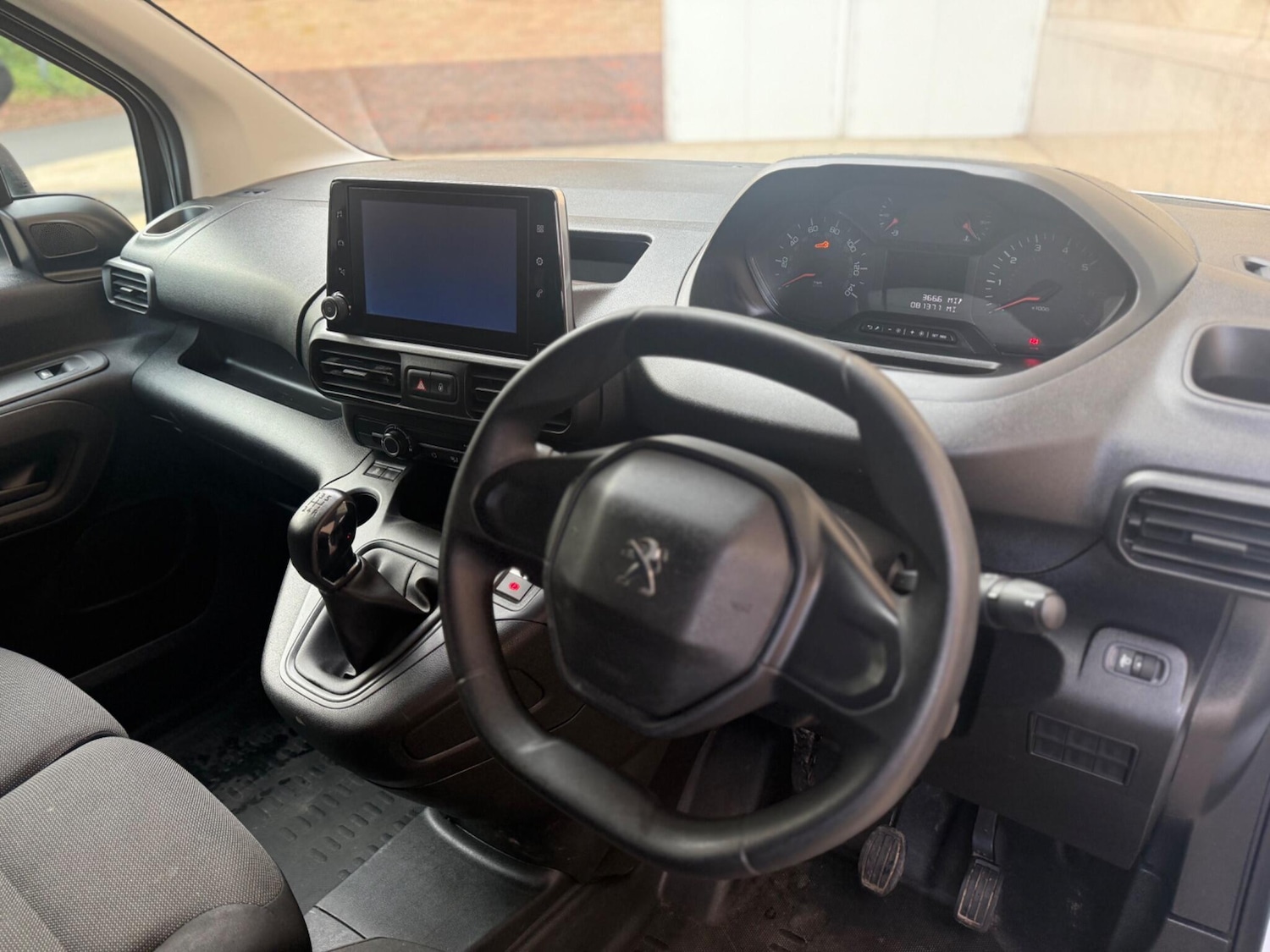 Used Peugeot Partner 2019 for sale - 76657630: Photo 15