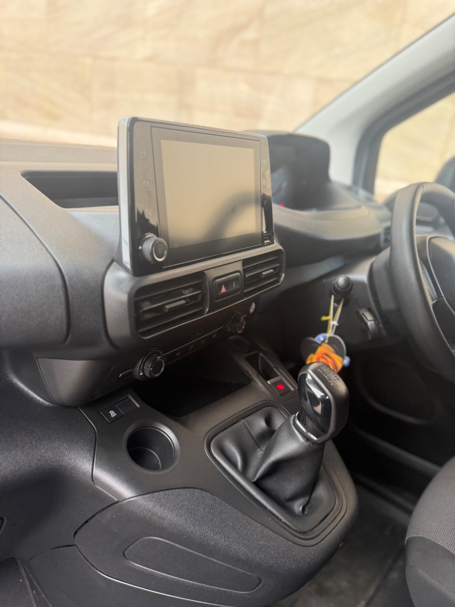 Used Peugeot Partner 2019 for sale - 76657630: Photo 23