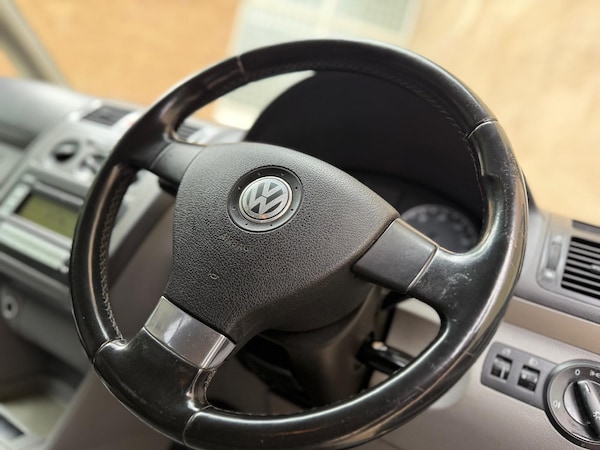 Used Volkswagen Touran 2008 for sale - 75645891: Photo 16