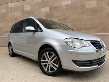 Used Volkswagen Touran 2008 for sale - 75645891: Photo