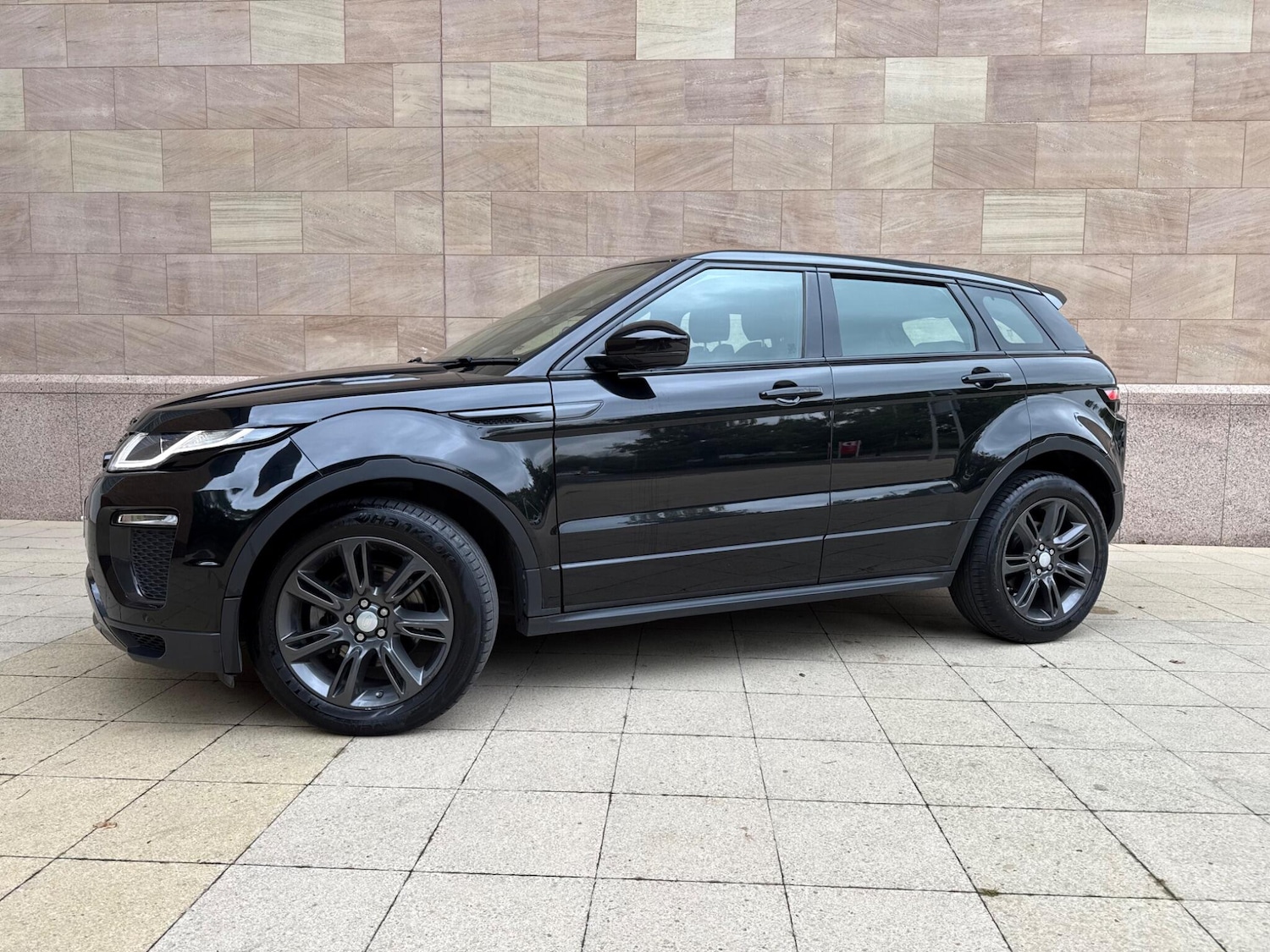 Used Land Rover Range Rover Evoque 2018 for sale - 76213934: Photo 6