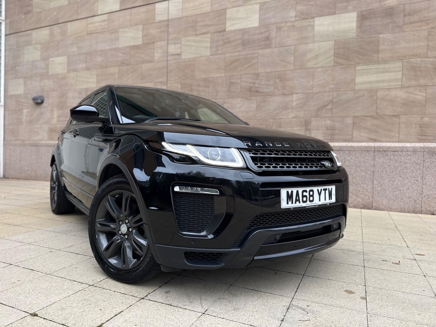 Used Land Rover Range Rover Evoque 2018 for sale - 76213934: Photo 79