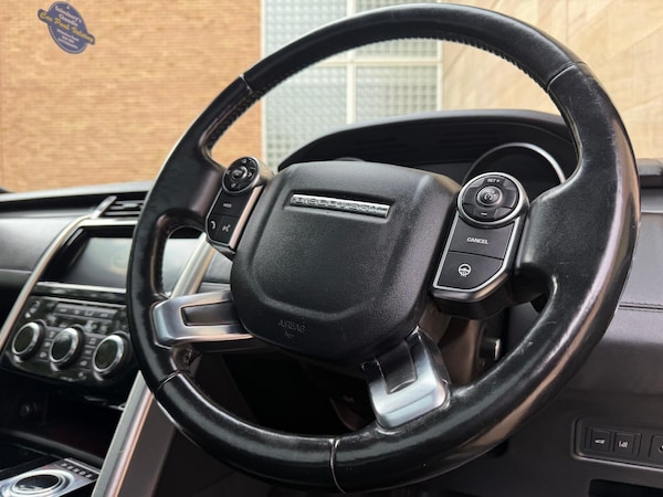 Used Land Rover Discovery 2017 for sale - 76247861: Photo 17