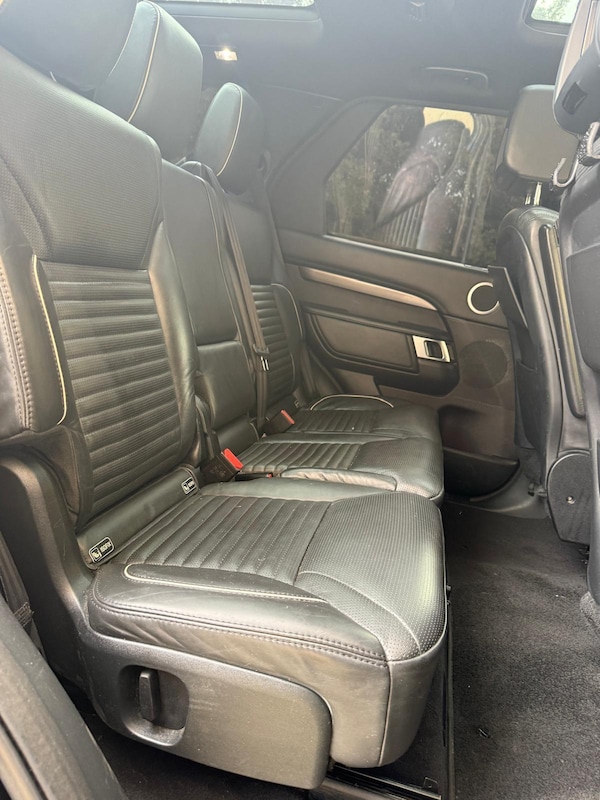 Used Land Rover Discovery 2017 for sale - 76247861: Photo 24