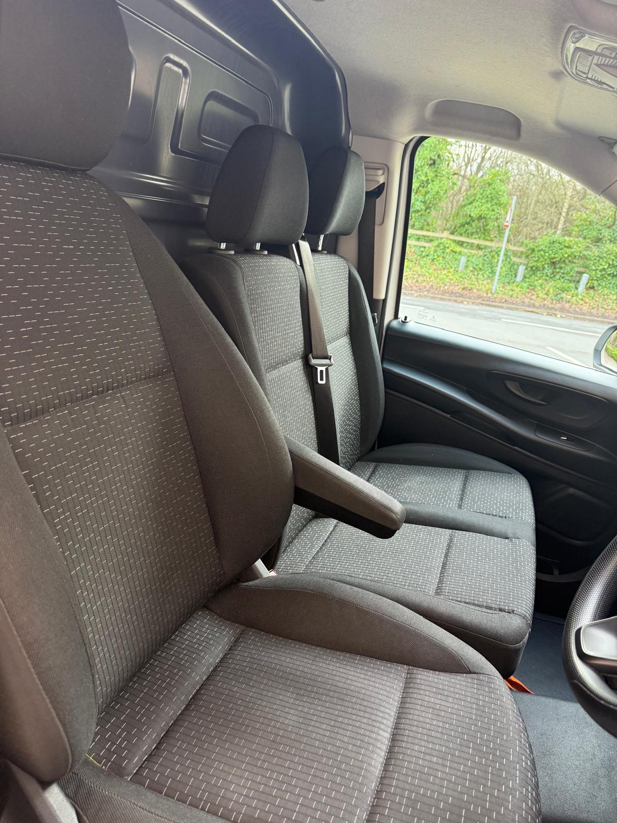 Used Mercedes-Benz Vito 2022 for sale - 77645990: Photo 17