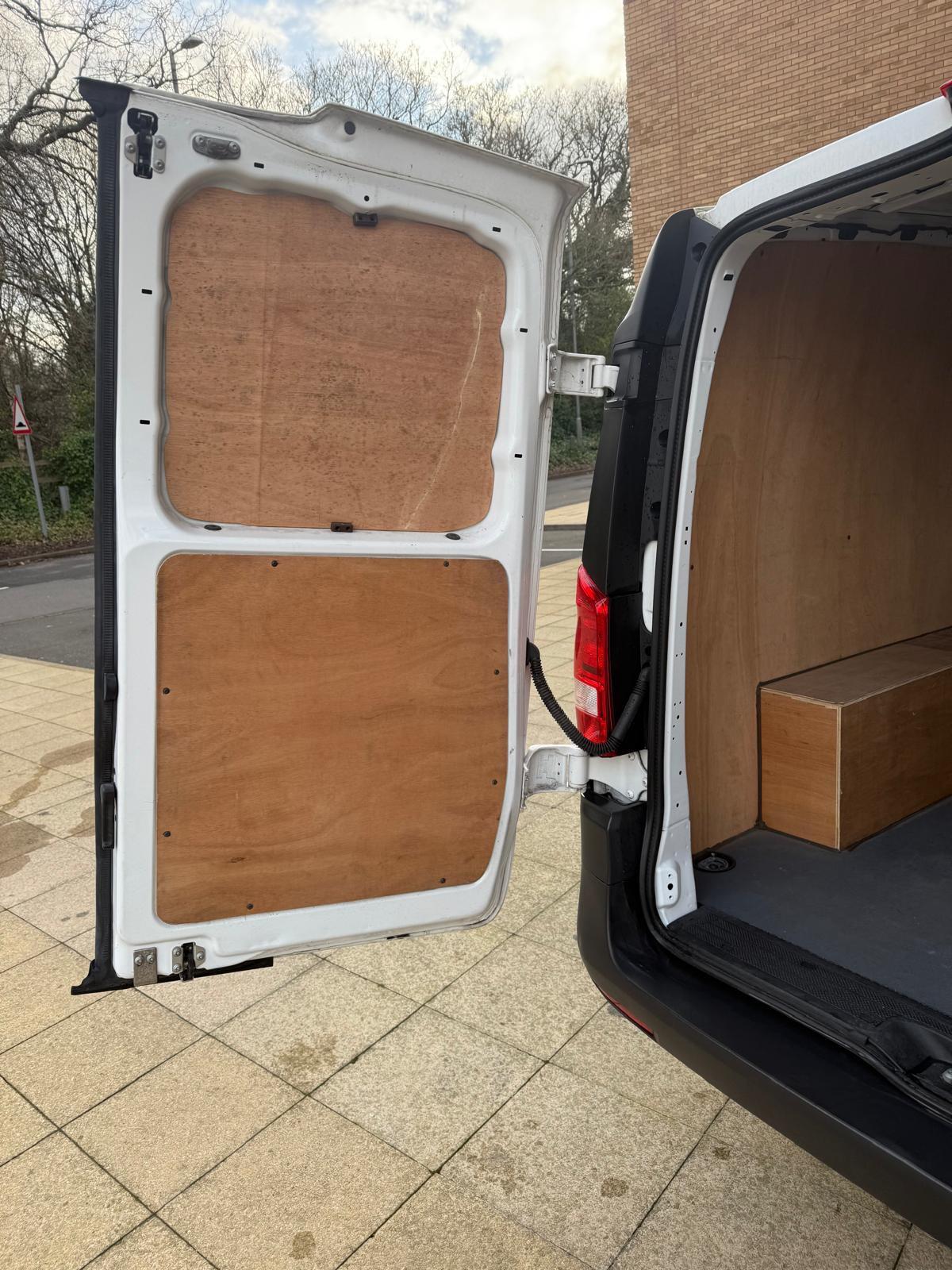 Used Mercedes-Benz Vito 2022 for sale - 77645990: Photo 30