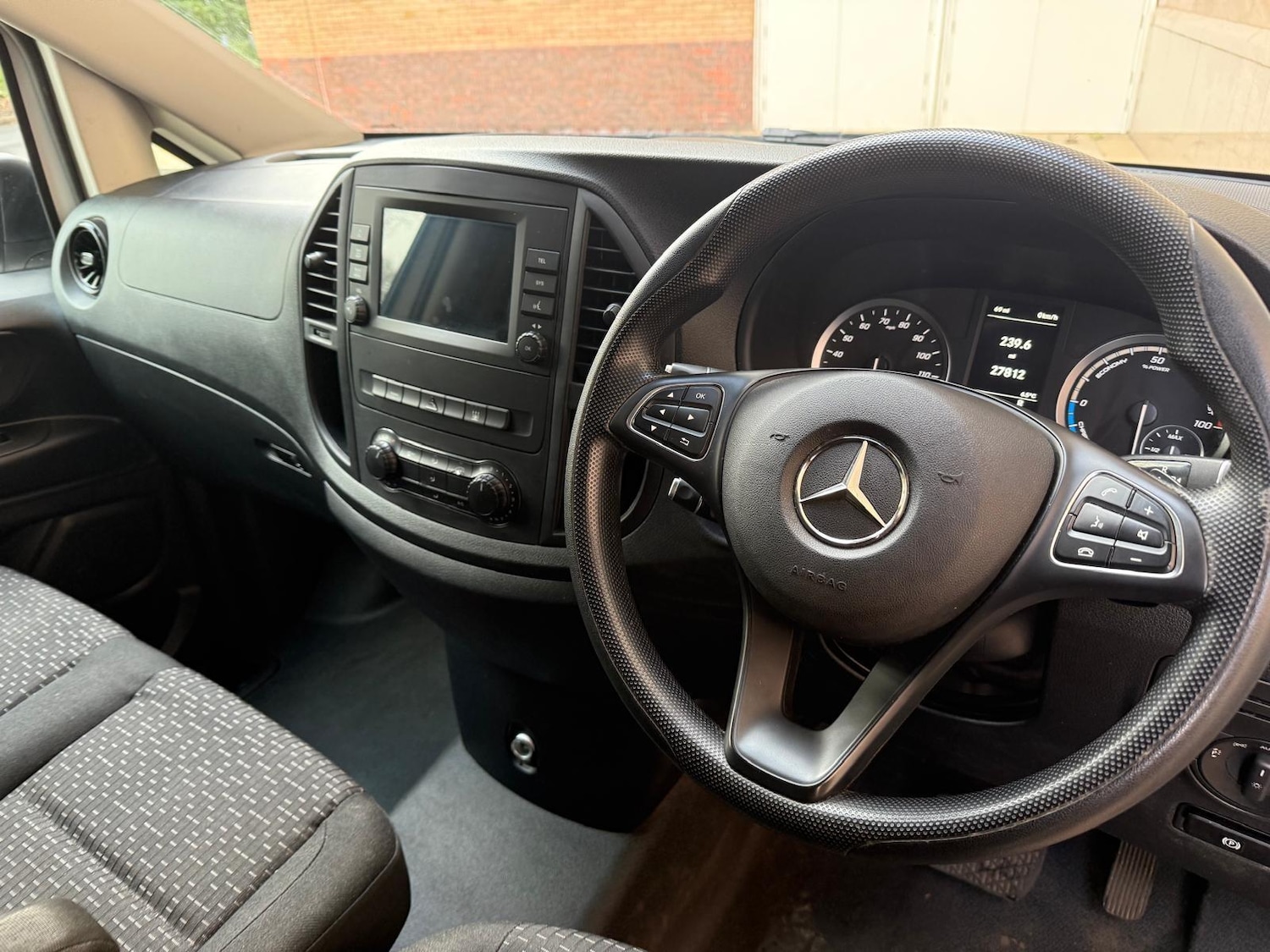 Used Mercedes-Benz Vito 2022 for sale - 77645990: Photo 34