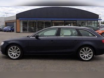 Used Audi A4 2014 for sale - 77705393: Photo