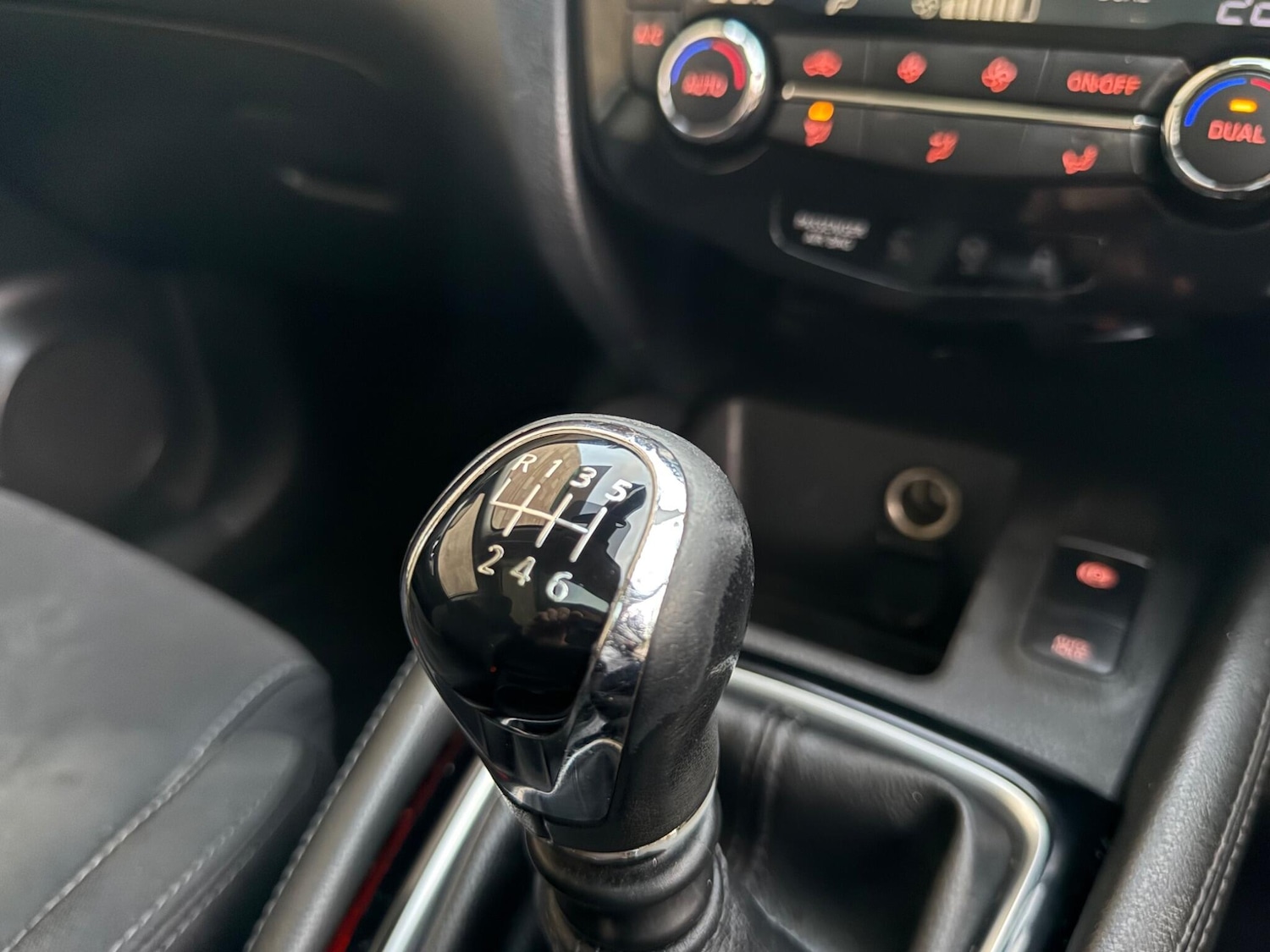 Used Nissan Qashqai 2018 for sale - 77440261: Photo 9