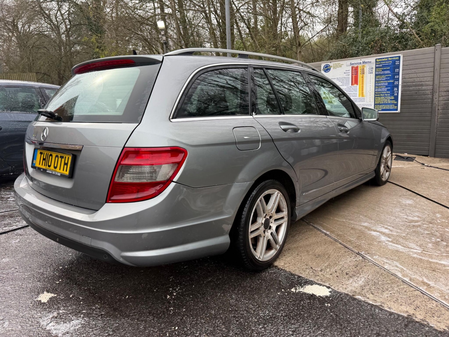 Used Mercedes-Benz C Class 2010 for sale - 77982574: Photo 6