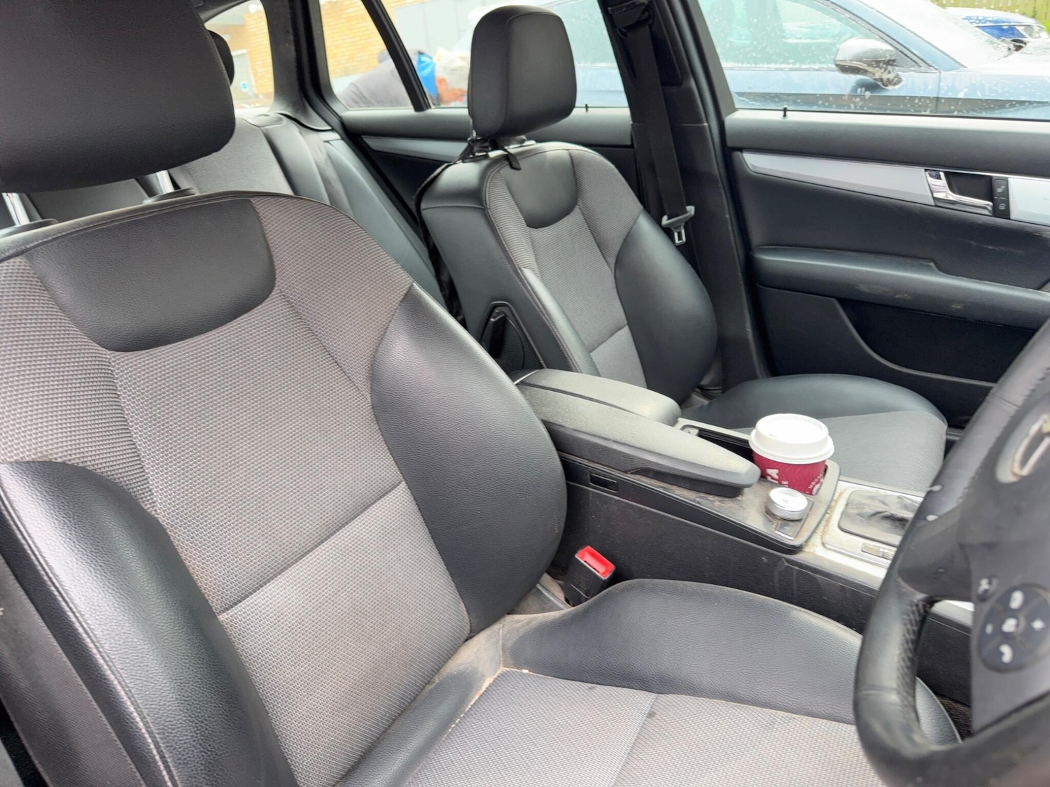 Used Mercedes-Benz C Class 2010 for sale - 77982574: Photo 9