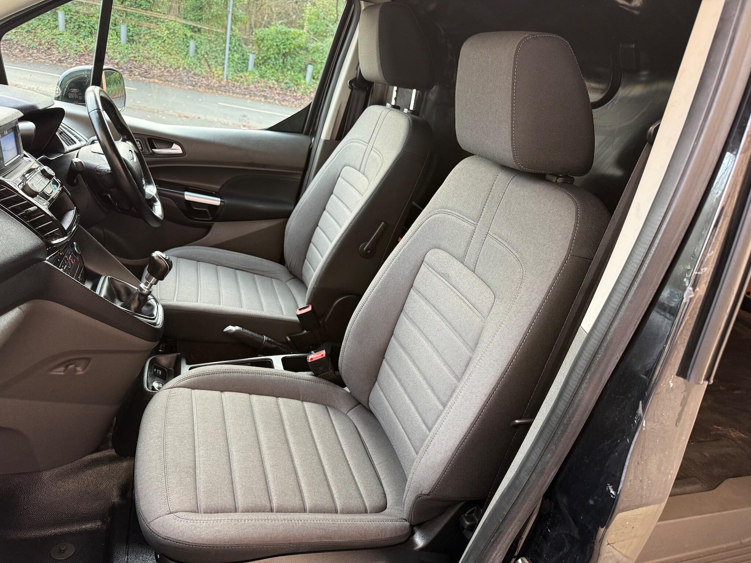 Used Ford Transit Connect 2019 for sale - 76823799: Photo 18